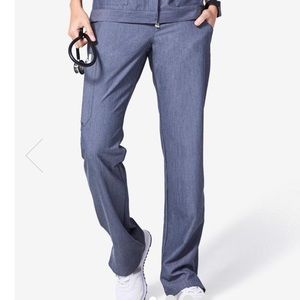 EUC XLP Figs Kade Heather Denim Scrubs